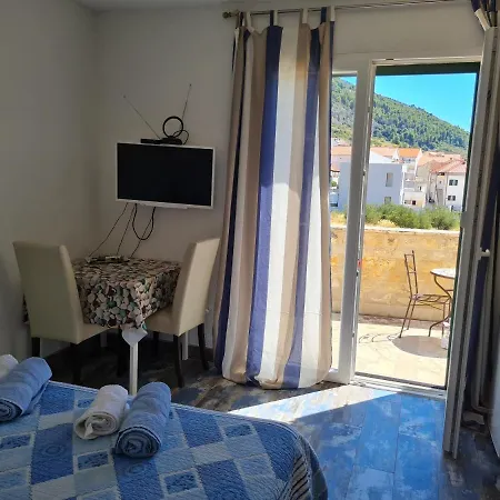 Casa de hóspedes Andelka 2*